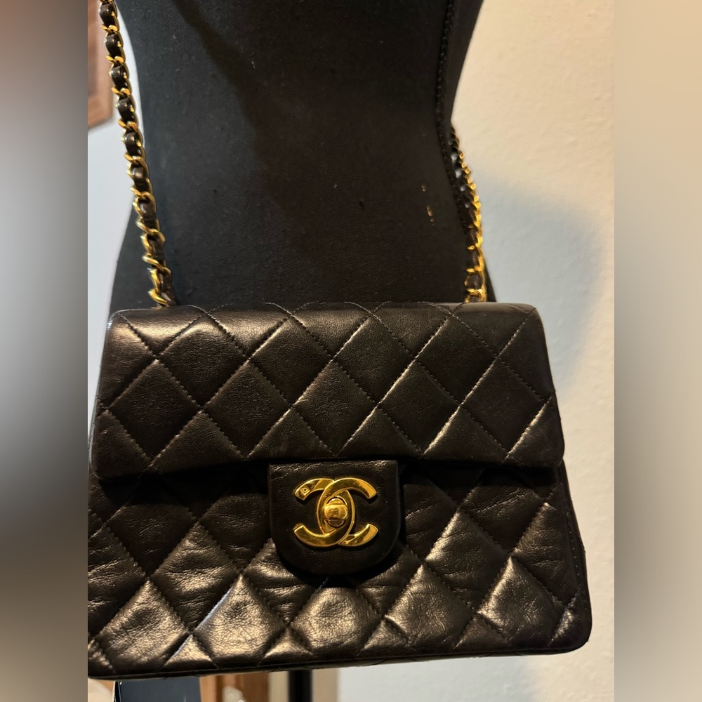 Chanel mini classic flap bag